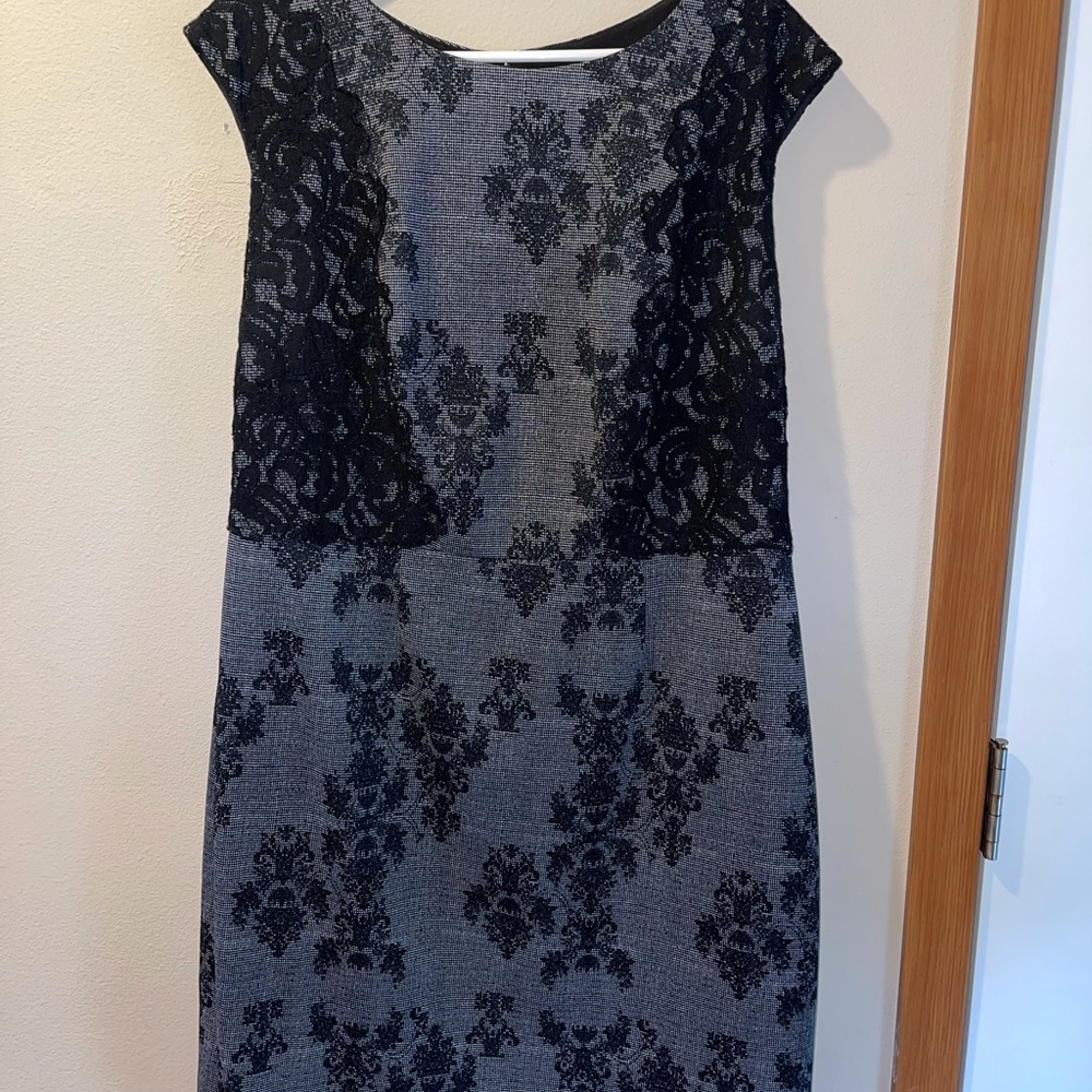 Adrianna Papell black and white stretchy dress